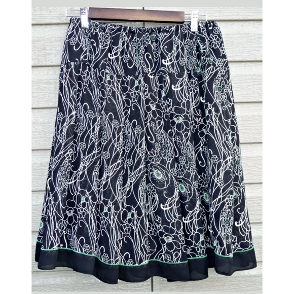 LESLIE FAY Skirt Suit Set Black Size 10P - Picture 2 of 4